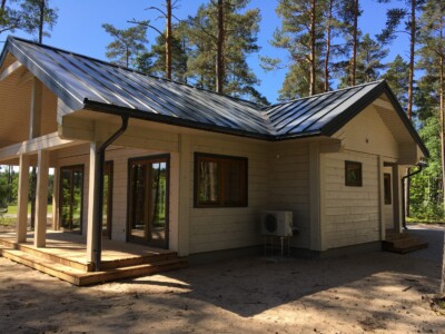 Palkmaja KWT 89 küljelt, soojuspump