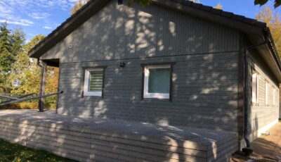 Puitmaja puitkarkassmaja terrassiga Võistes